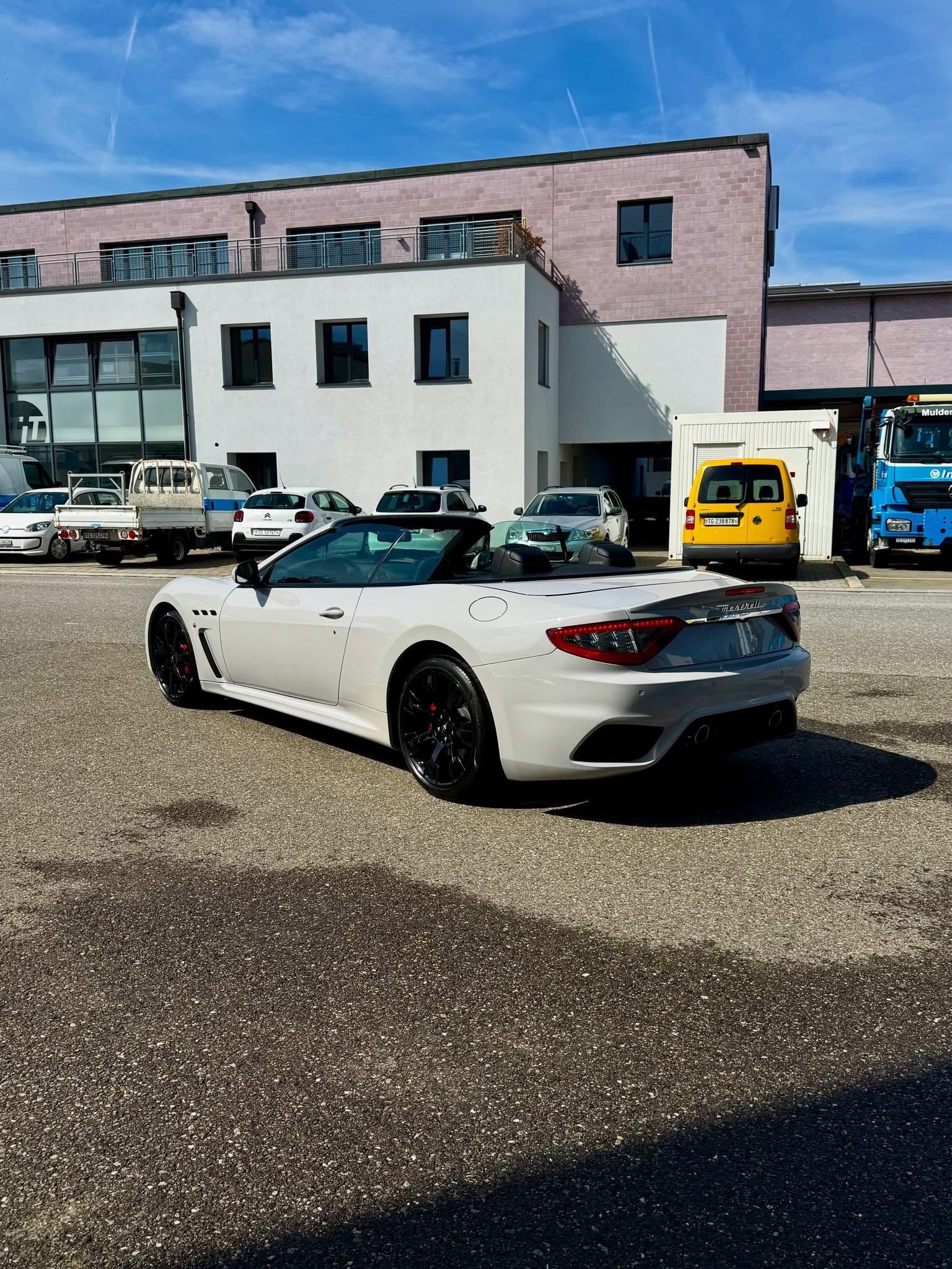 MASERATI GranCabrio MC Stradale Alcantara-image-0