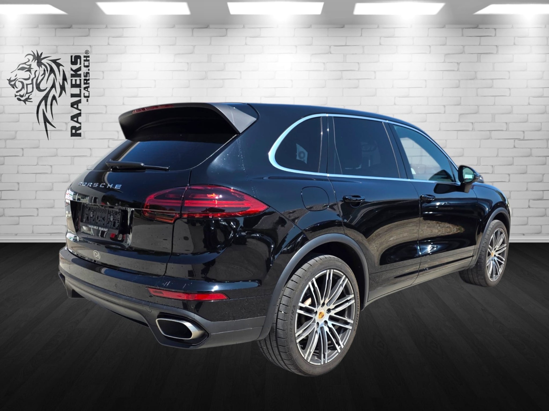 PORSCHE Cayenne Diesel-image-2