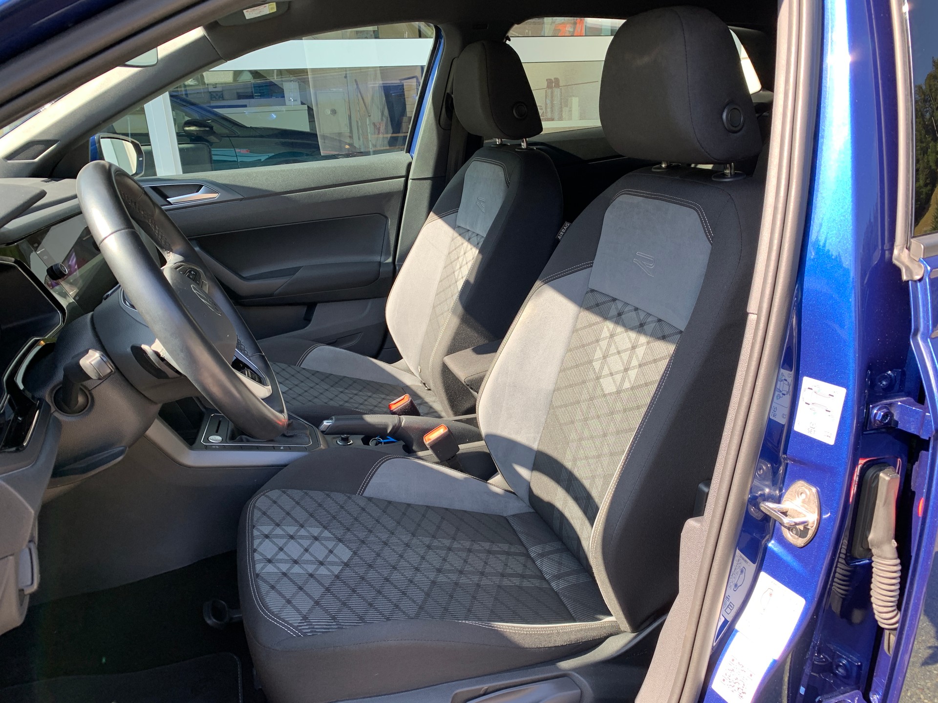 VW Polo 1.0 TSI R-Line DSG-image-8