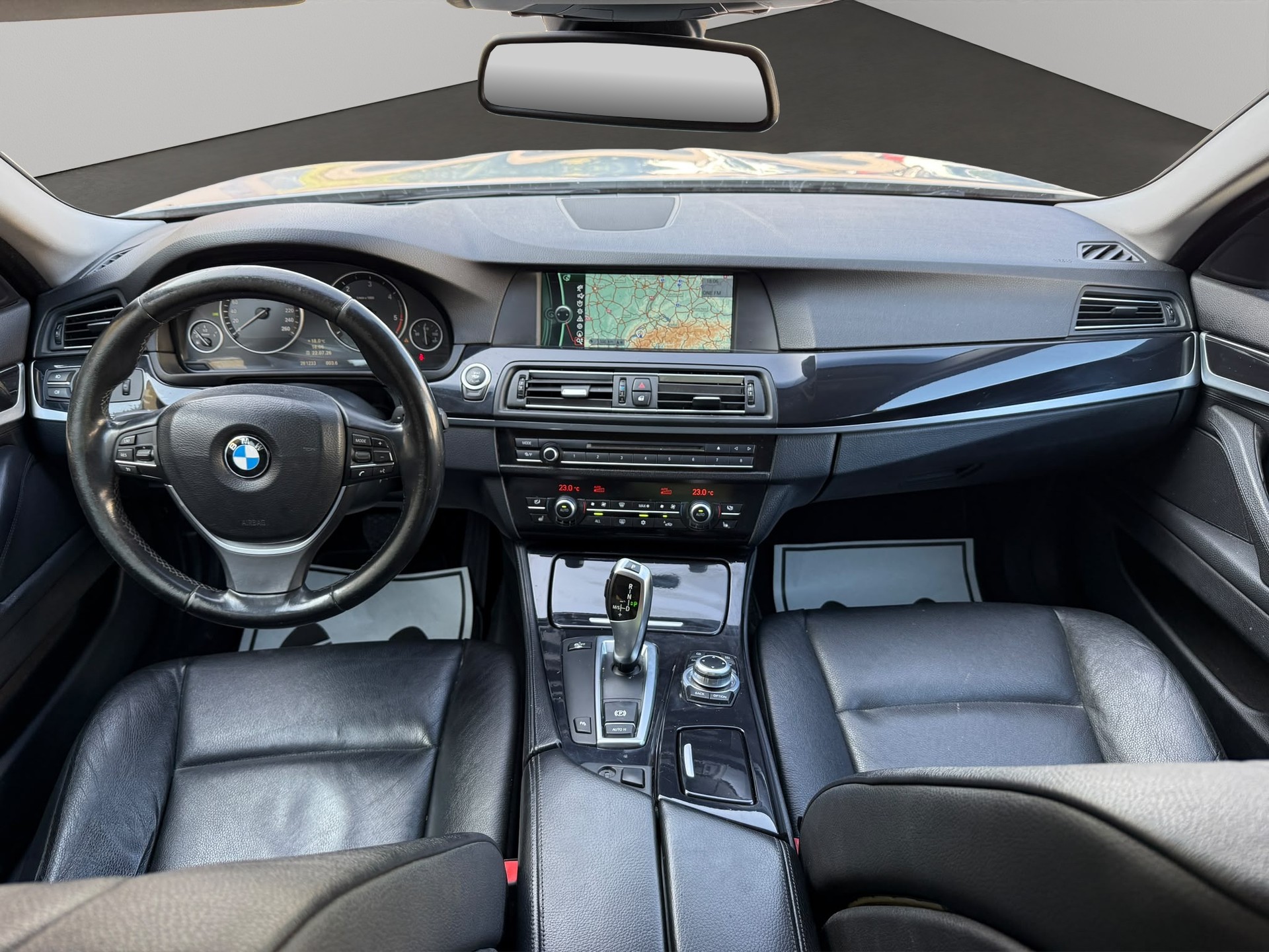 BMW 525d Touring Steptronic-image-8