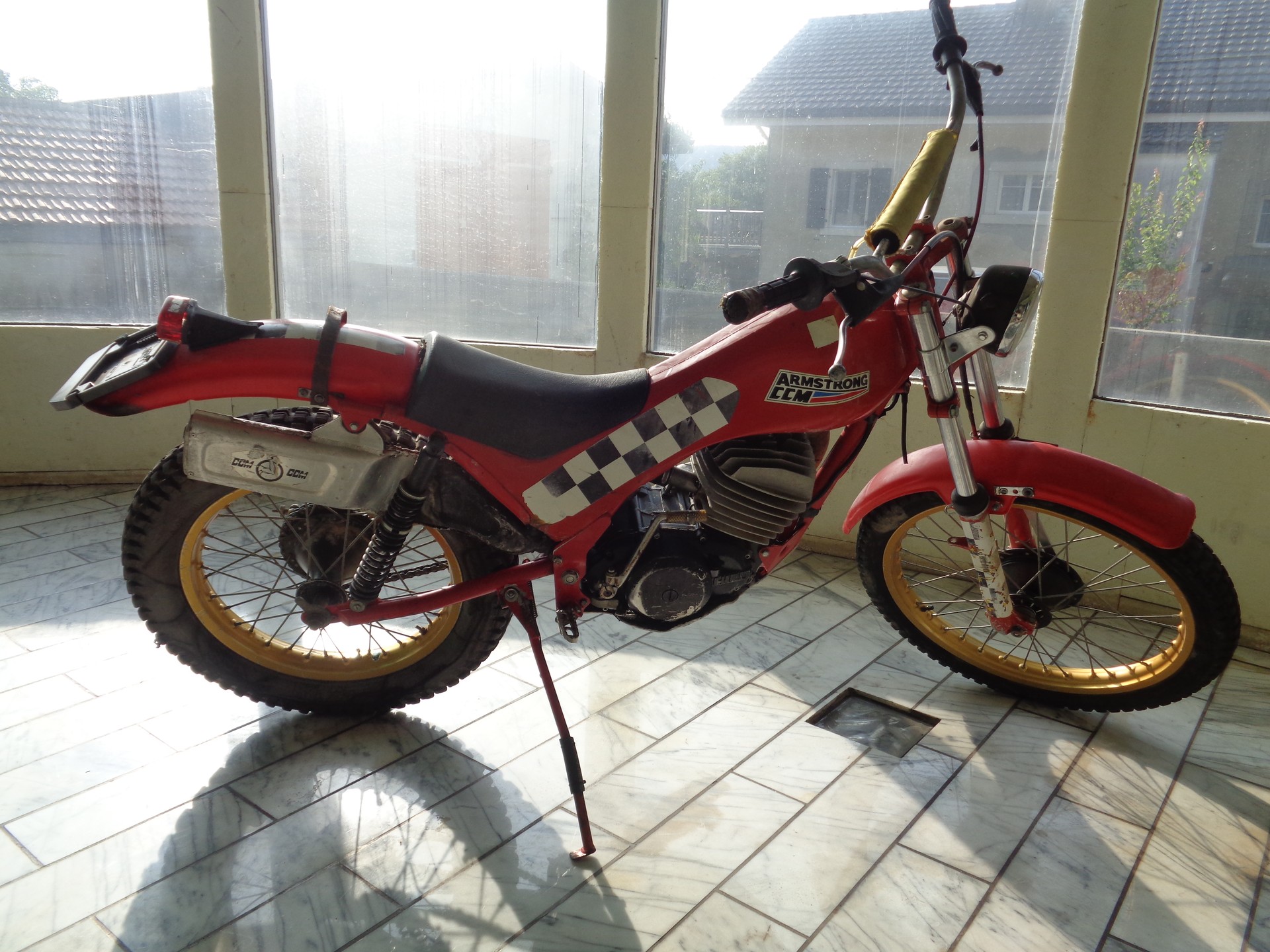CCM CMT 310 MK II-image-1