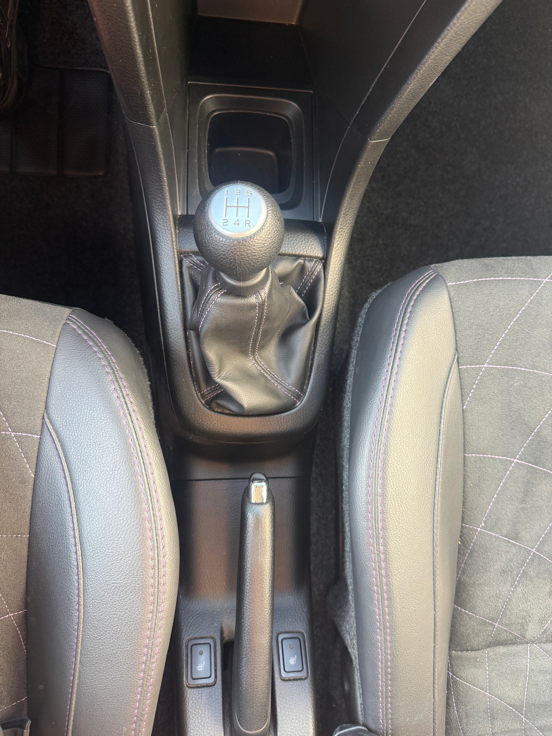 SUZUKI Swift 1.2i 16V PizSulai 4x4 *KLIMA* AHK* MFK FRISCH-image-18