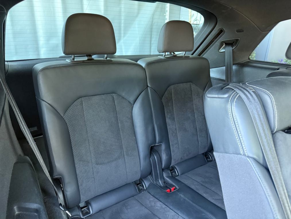 AUDI Q7 50 TDi quattro S line-image-12