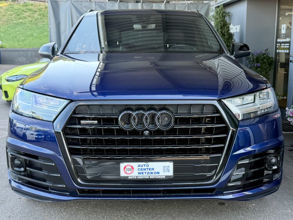 AUDI Q7 50 TDi quattro S line-image-0