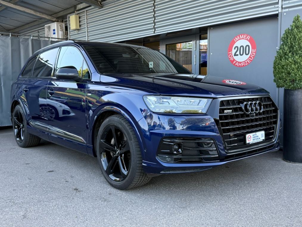 AUDI Q7 50 TDi quattro S line-image-1