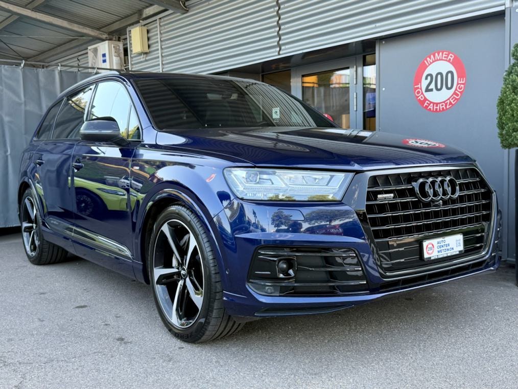 AUDI Q7 50 TDi quattro S line-image-1