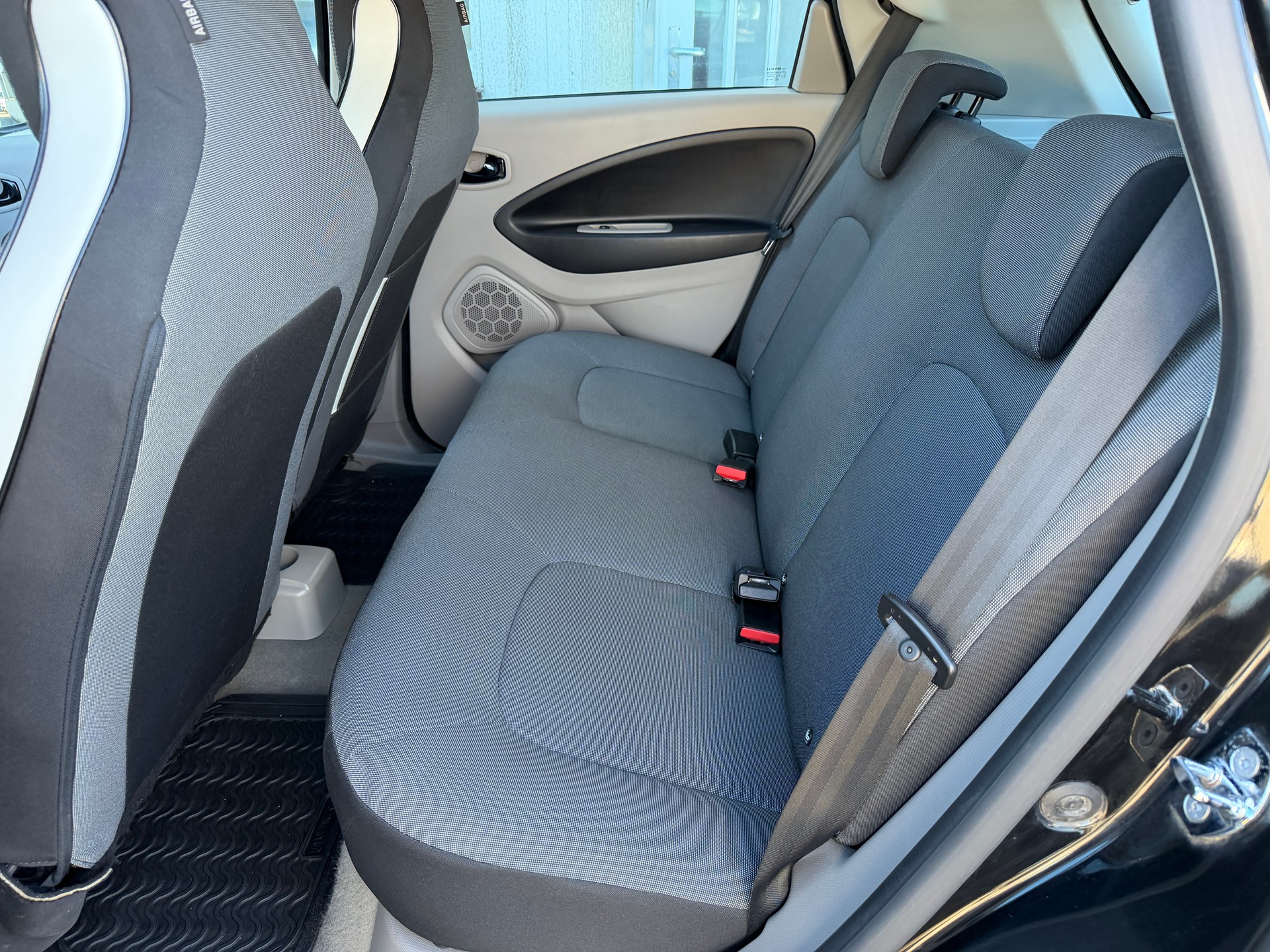 RENAULT Zoe Intens Q210-image-6