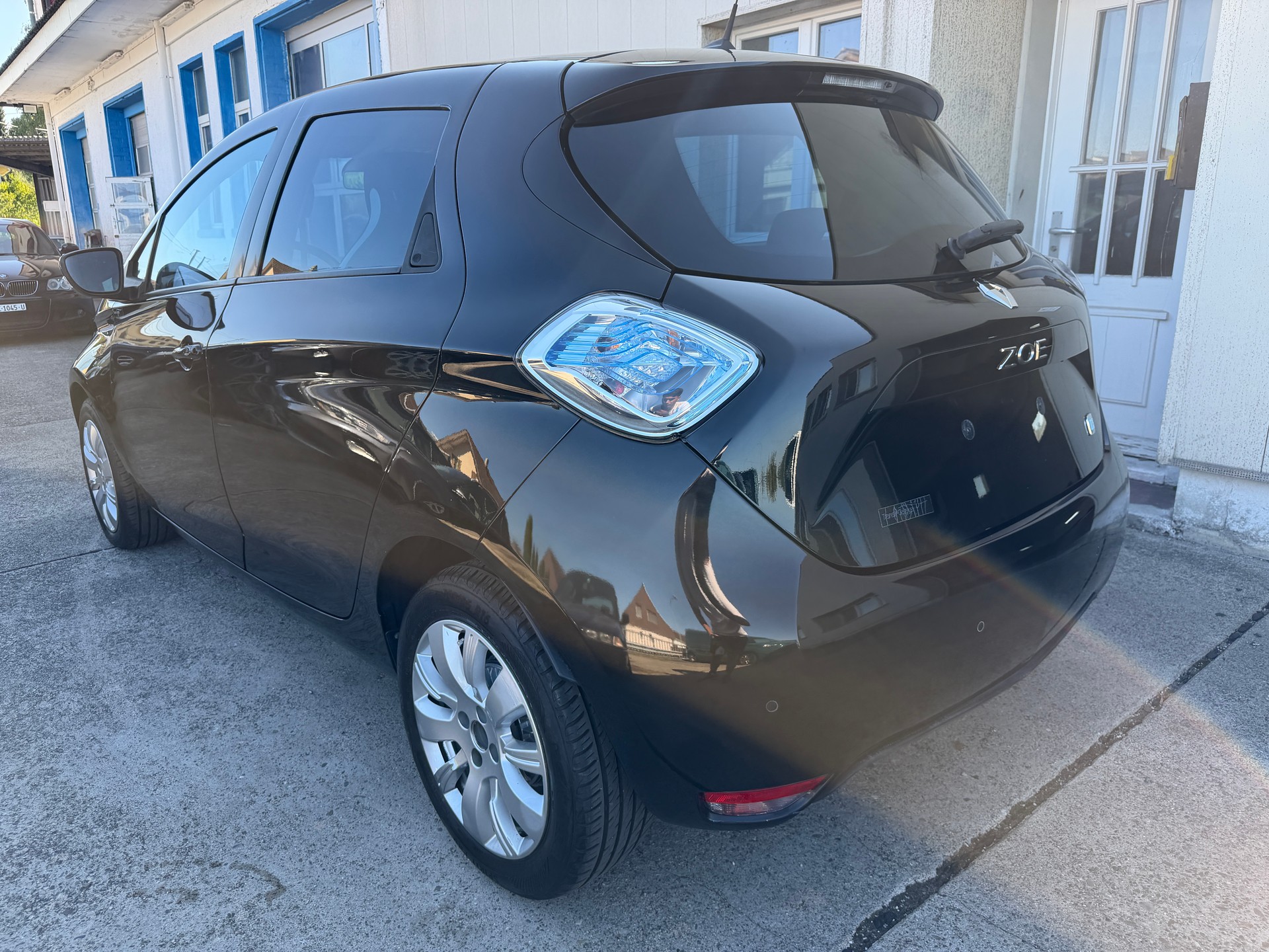 RENAULT Zoe Intens Q210-image-3