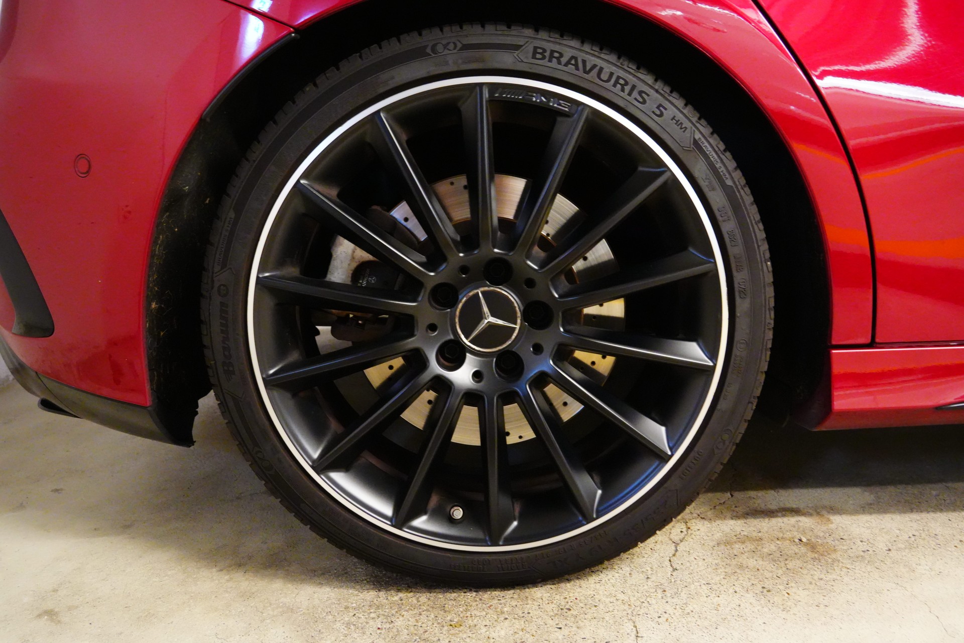 MERCEDES-BENZ A 35 AMG 4matic-image-8