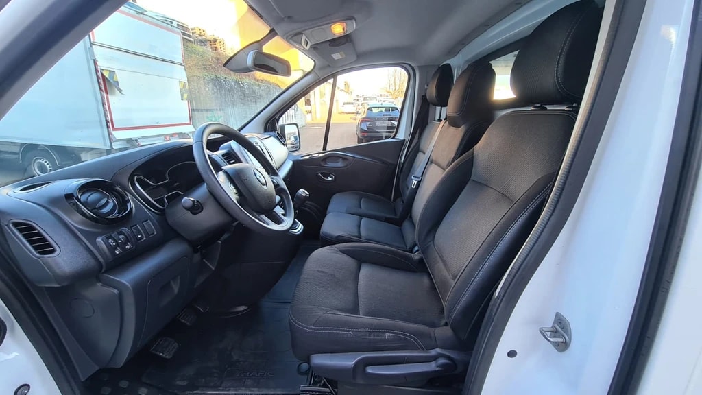 RENAULT Trafic 2.0 dCi 120 3.0t Business L2H1 ** L2H1 ** RF-Kamera ** PDC ** Klimaanlage ** 3-Plätzer ** Sortimo **-image-6