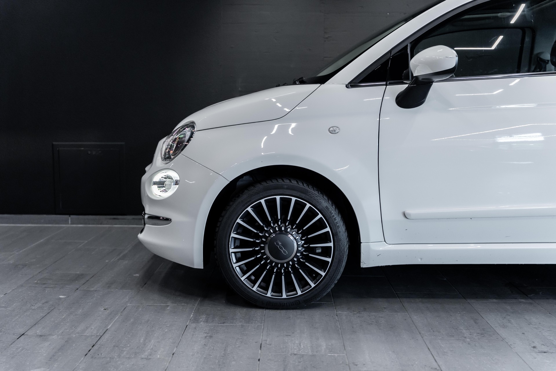 FIAT 500 1.2 Lounge Dualogic / CH Auto / Sehr gepflegt / Multifunktion-Display / Einparkhilfe hinten / Style Paket-image-4
