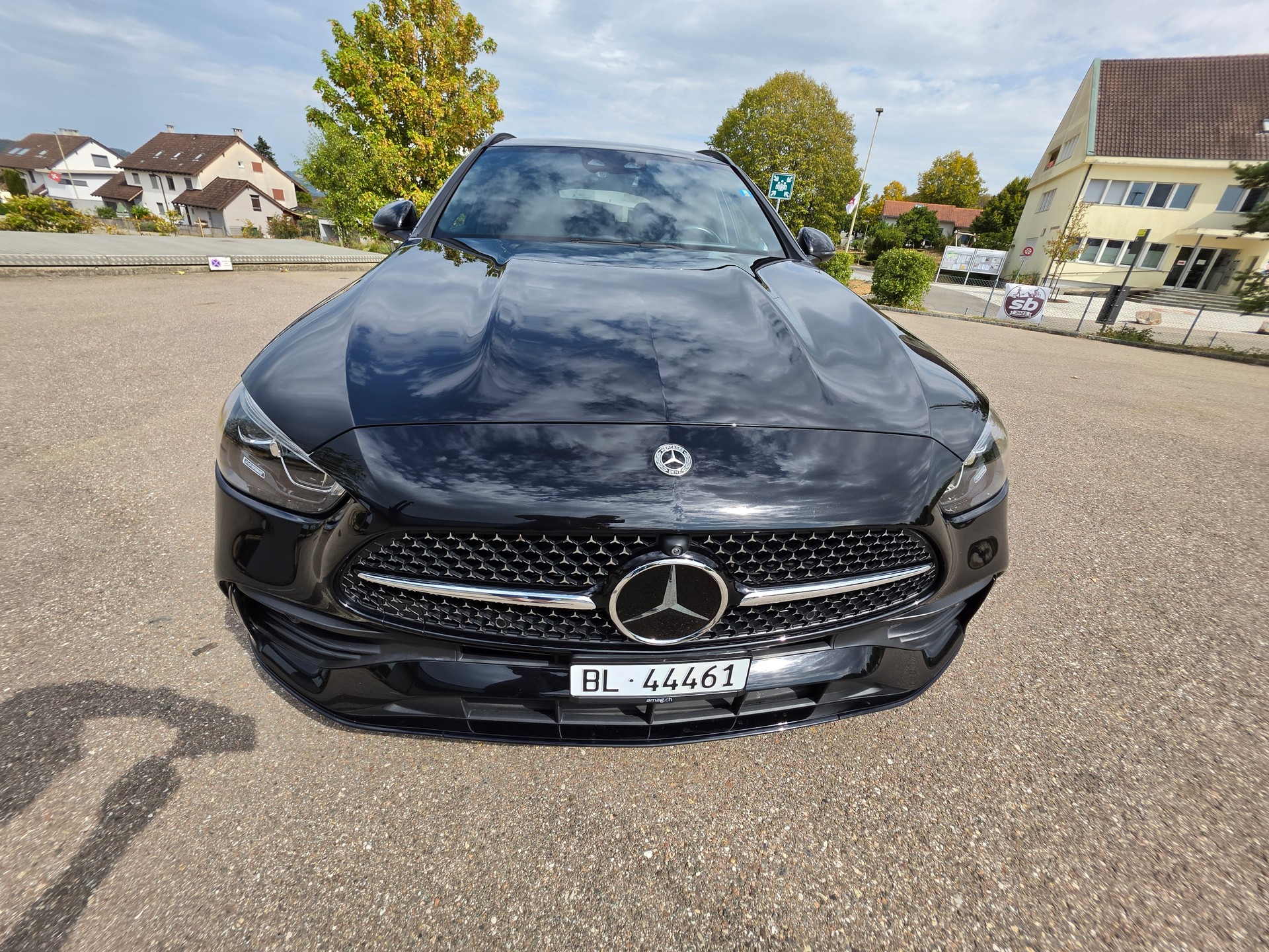 MERCEDES-BENZ C 220 d AMG Line 4matic-image-1