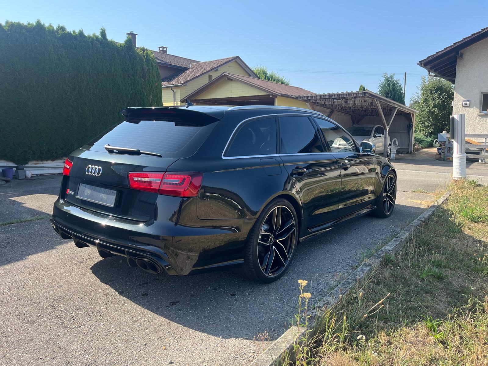 AUDI RS6 Avant 4.0 TFSI V8 quattro Tiptronic-image-3