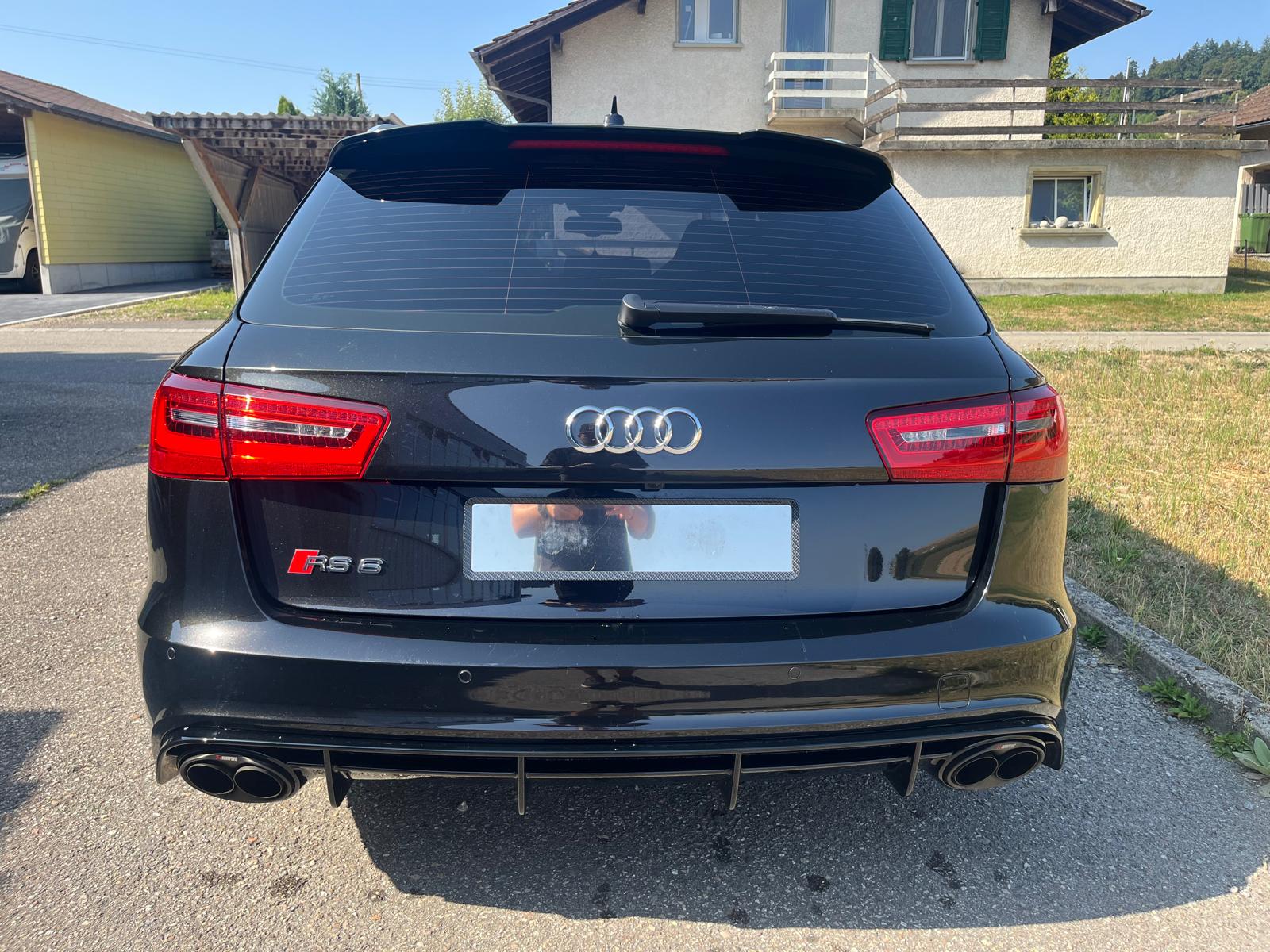 AUDI RS6 Avant 4.0 TFSI V8 quattro Tiptronic-image-2