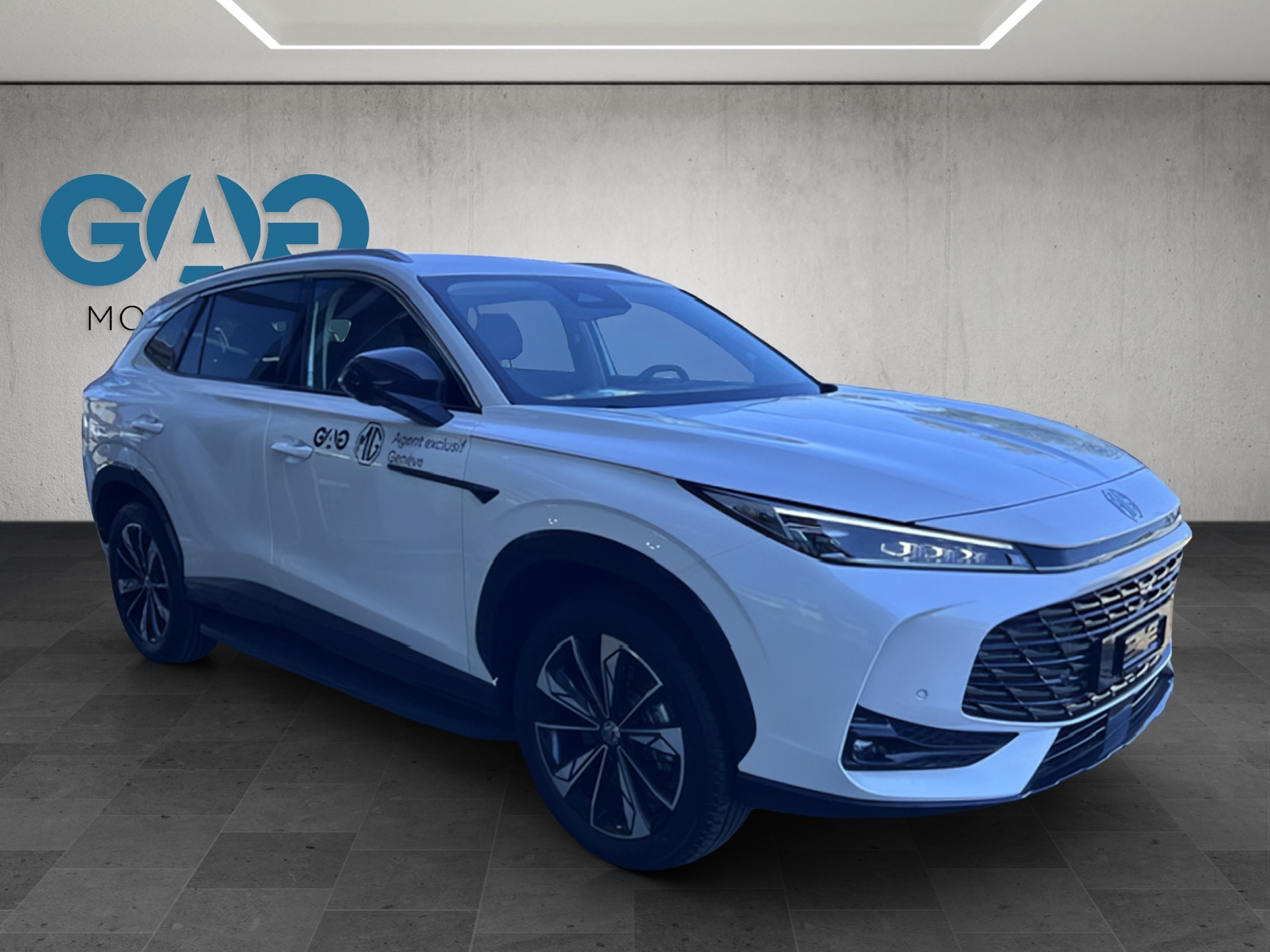 MG HS 1.5 T PHEV Luxury-image-3