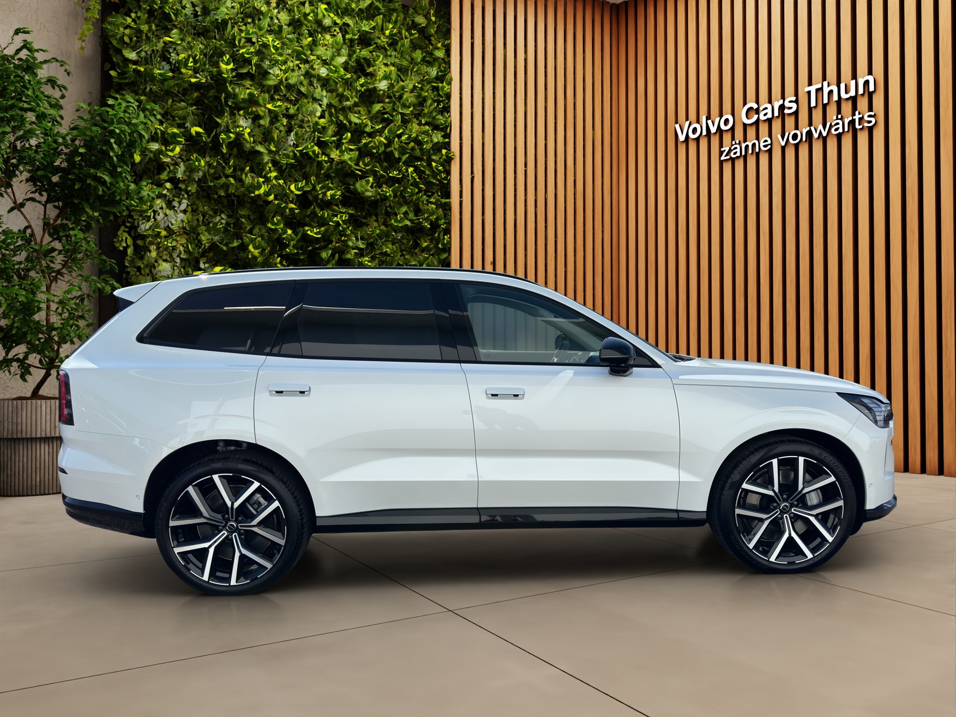 VOLVO EX90 Twin Ultra AWD-showroom-element-3