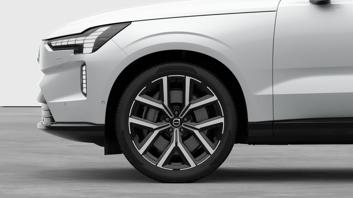 VOLVO EX90 Twin Ultra AWD-image-7