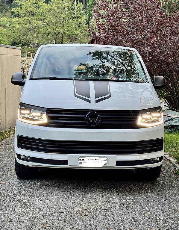 VW T6 Multivan 2.0 TDI Trendline-image-1