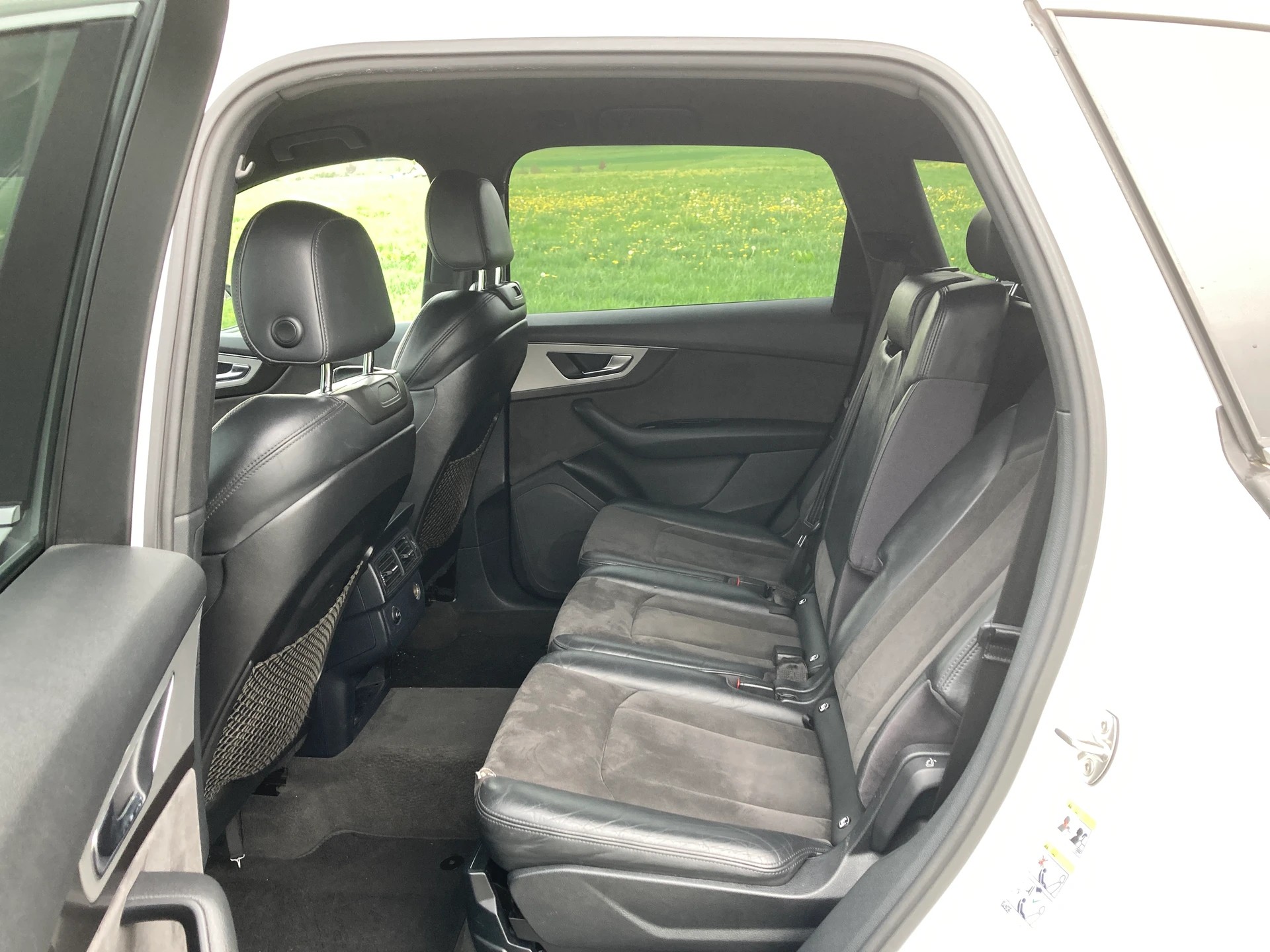 AUDI Q7 3.0 TDI ultra quattro tiptronic 7 Sitzer-image-8