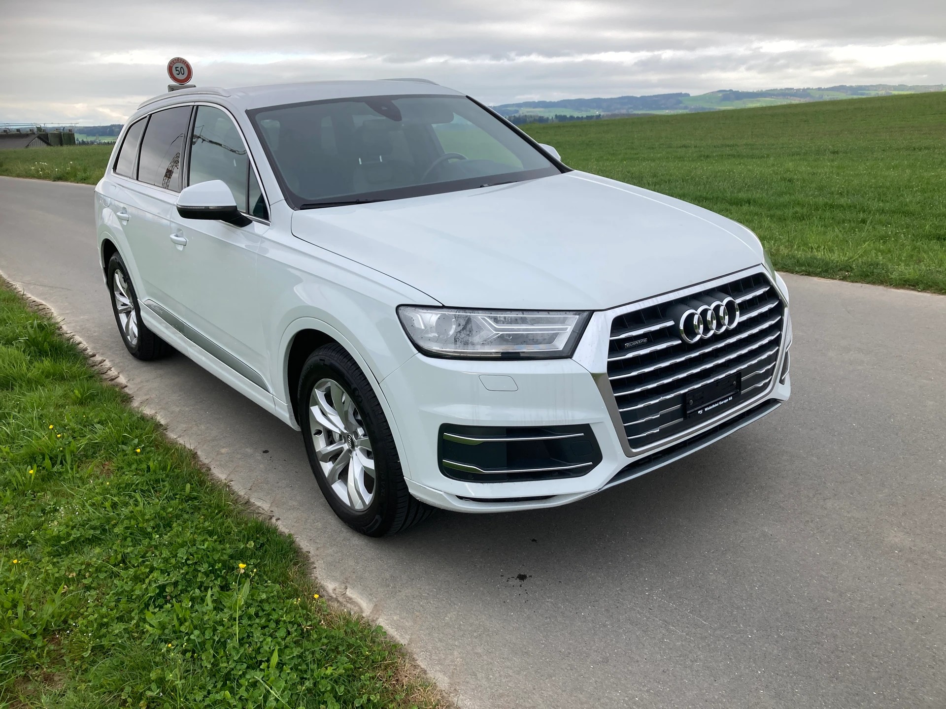 AUDI Q7 3.0 TDI ultra quattro tiptronic 7 Sitzer-image-1