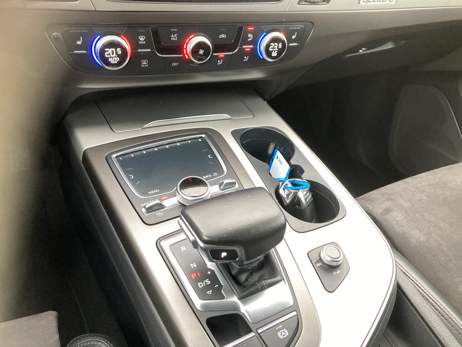 AUDI Q7 3.0 TDI ultra quattro tiptronic 7 Sitzer-image-10