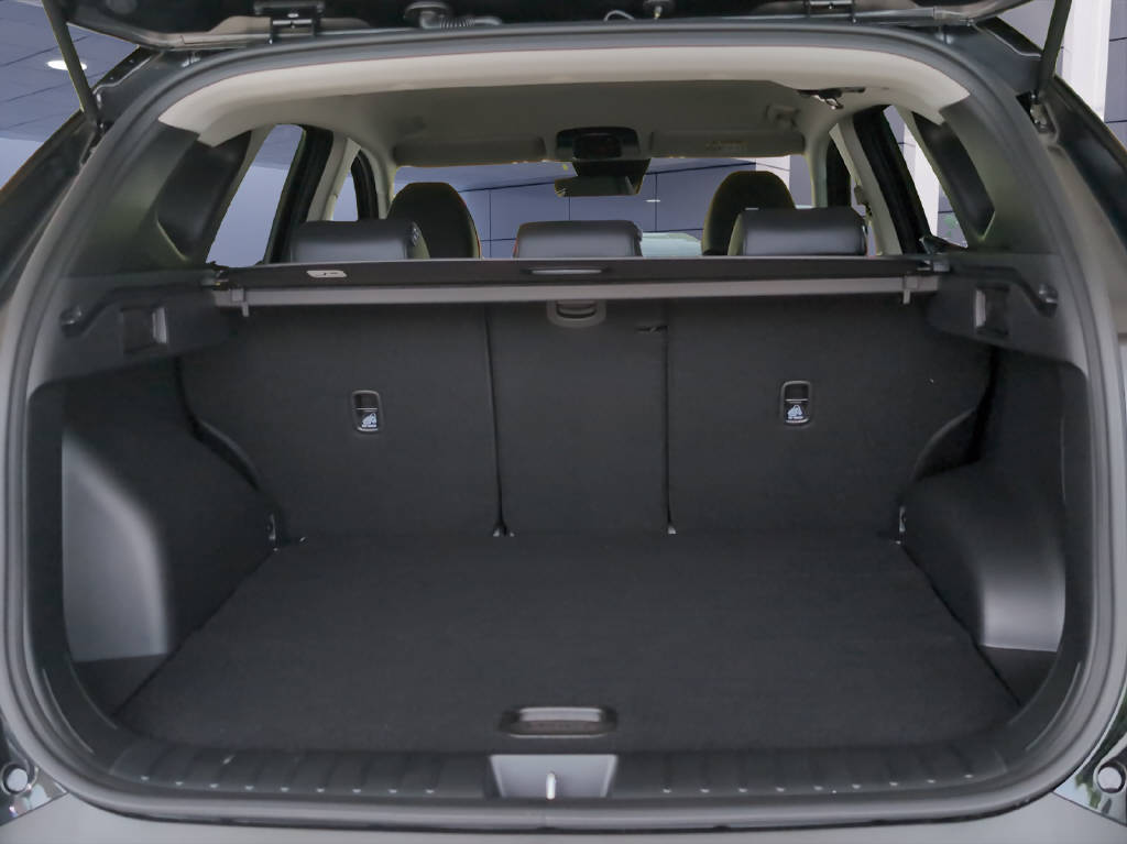 HYUNDAI TUCSON 1.6 T-GDi Hybrid Amplia 4WD-image-12