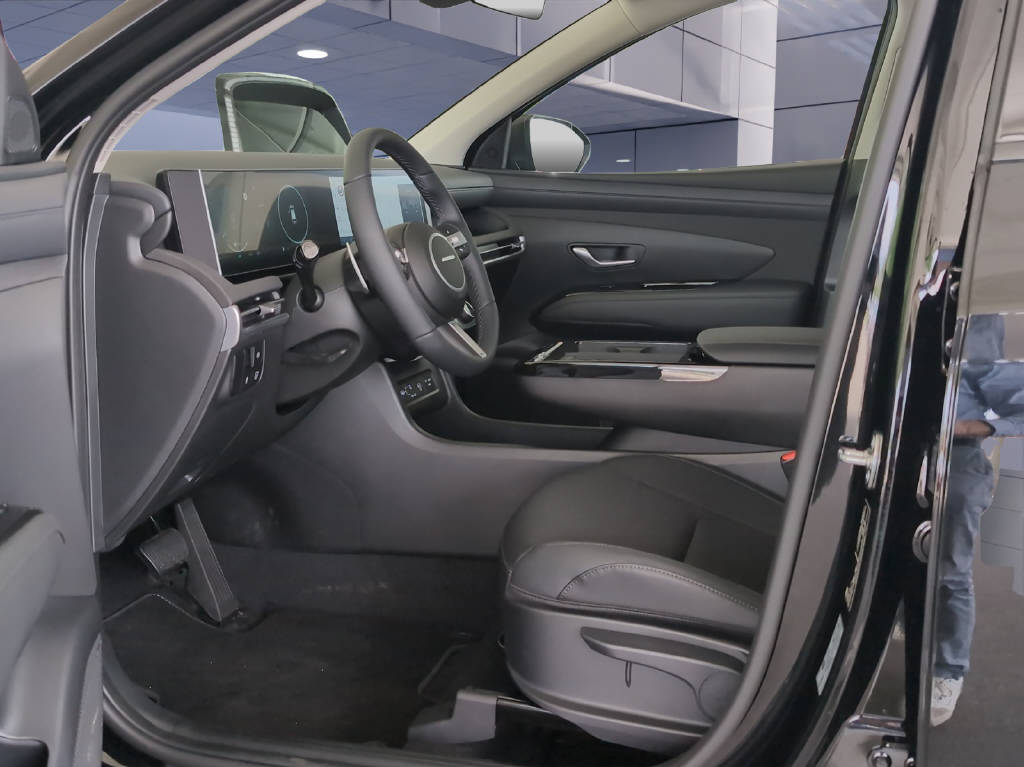 HYUNDAI TUCSON 1.6 T-GDi Hybrid Amplia 4WD-image-9