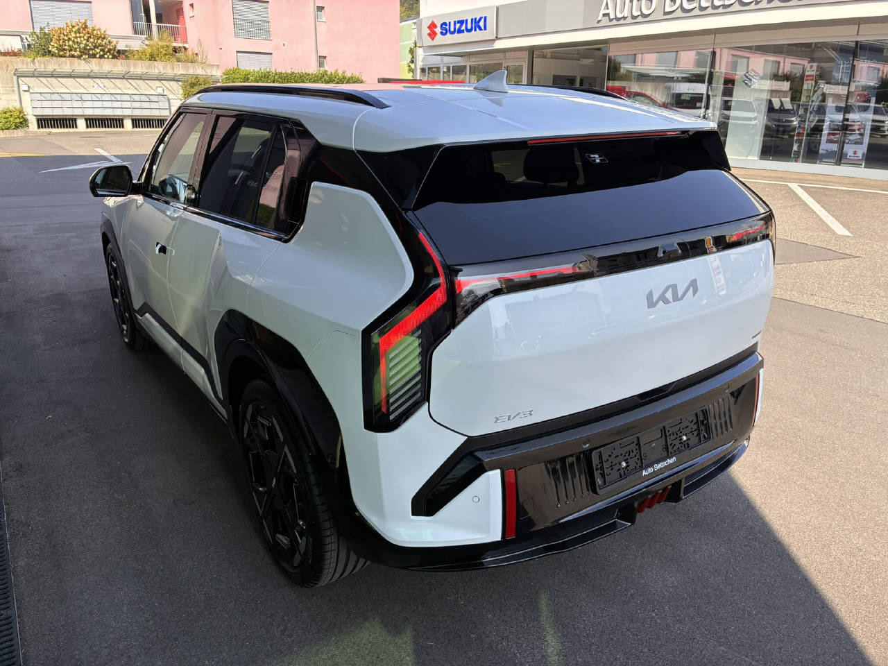 KIA EV3 81 kWh GT 4x4-image-3