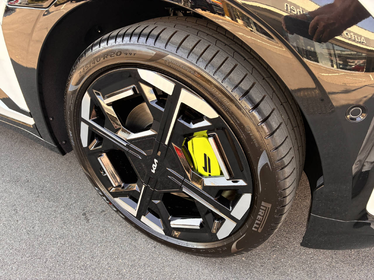 KIA EV3 81 kWh GT 4x4-image-1