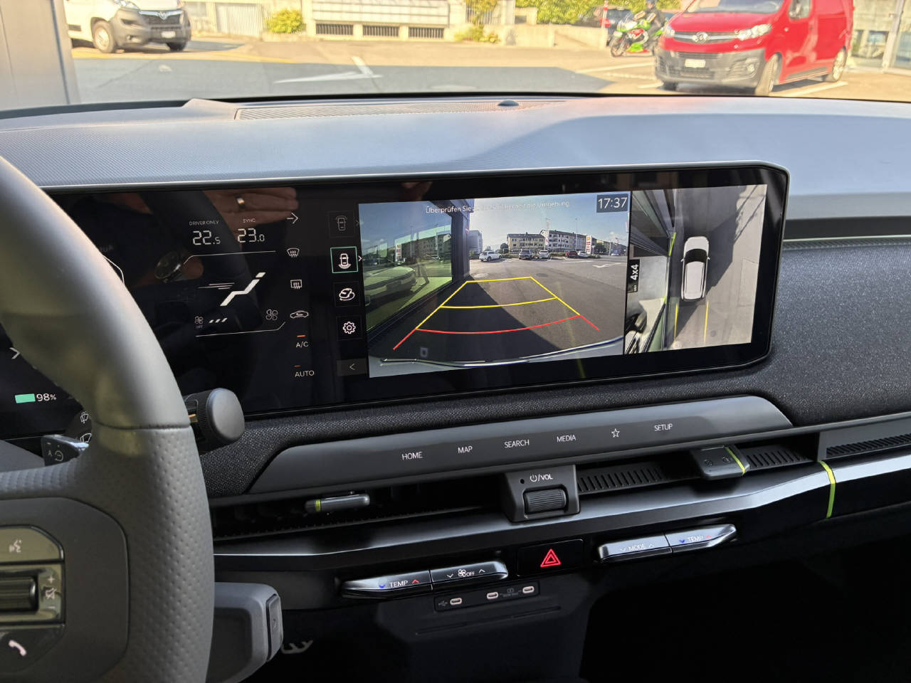 KIA EV3 81 kWh GT 4x4-image-12