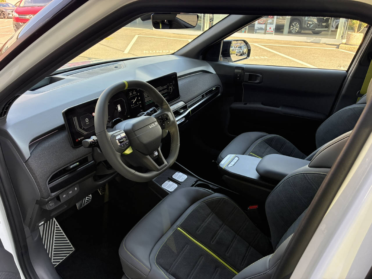 KIA EV3 81 kWh GT 4x4-image-8