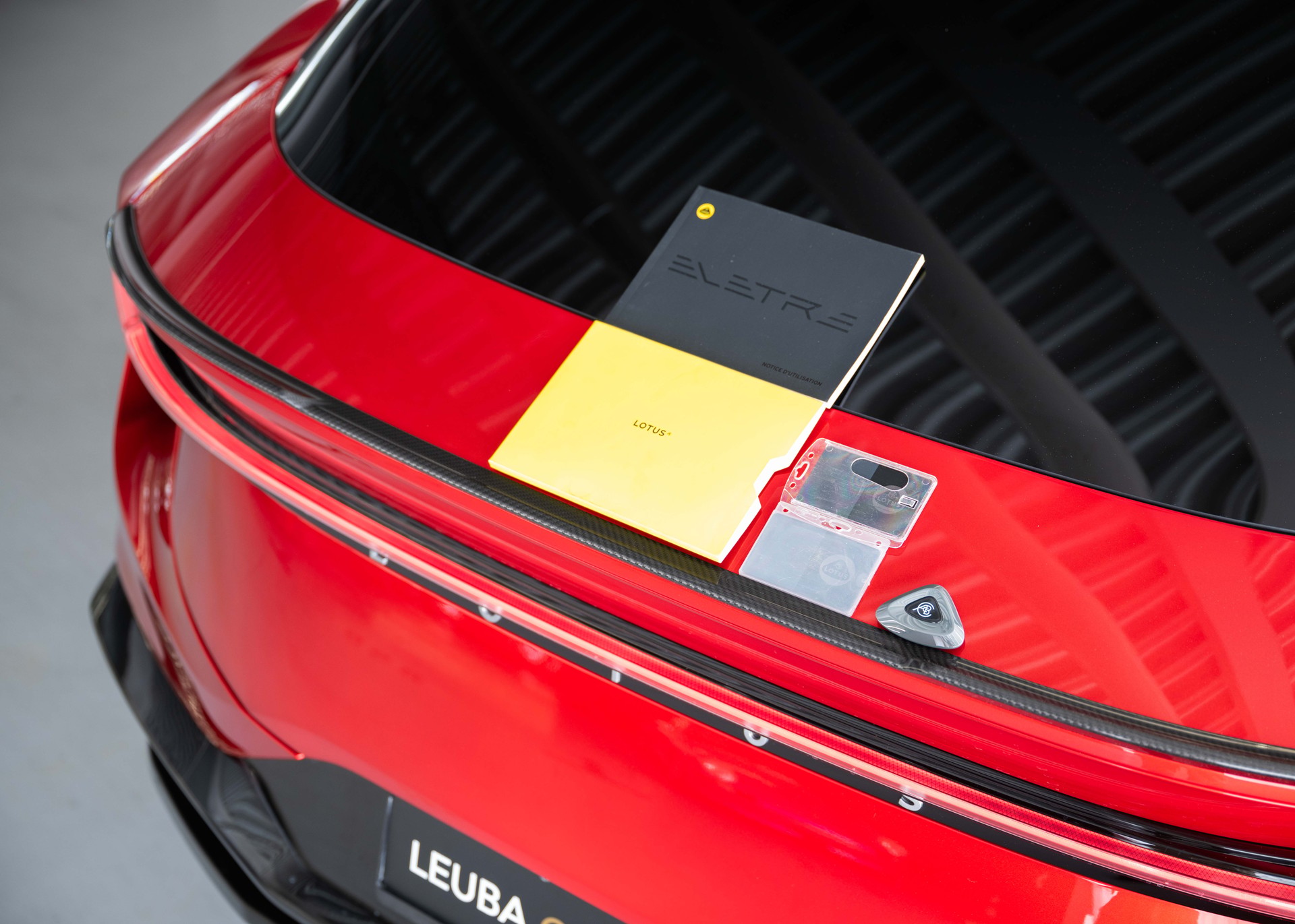 LOTUS Eletre 112kWh S (Swiss car 1st hand, like new, 60-month factory warranty)-image-31