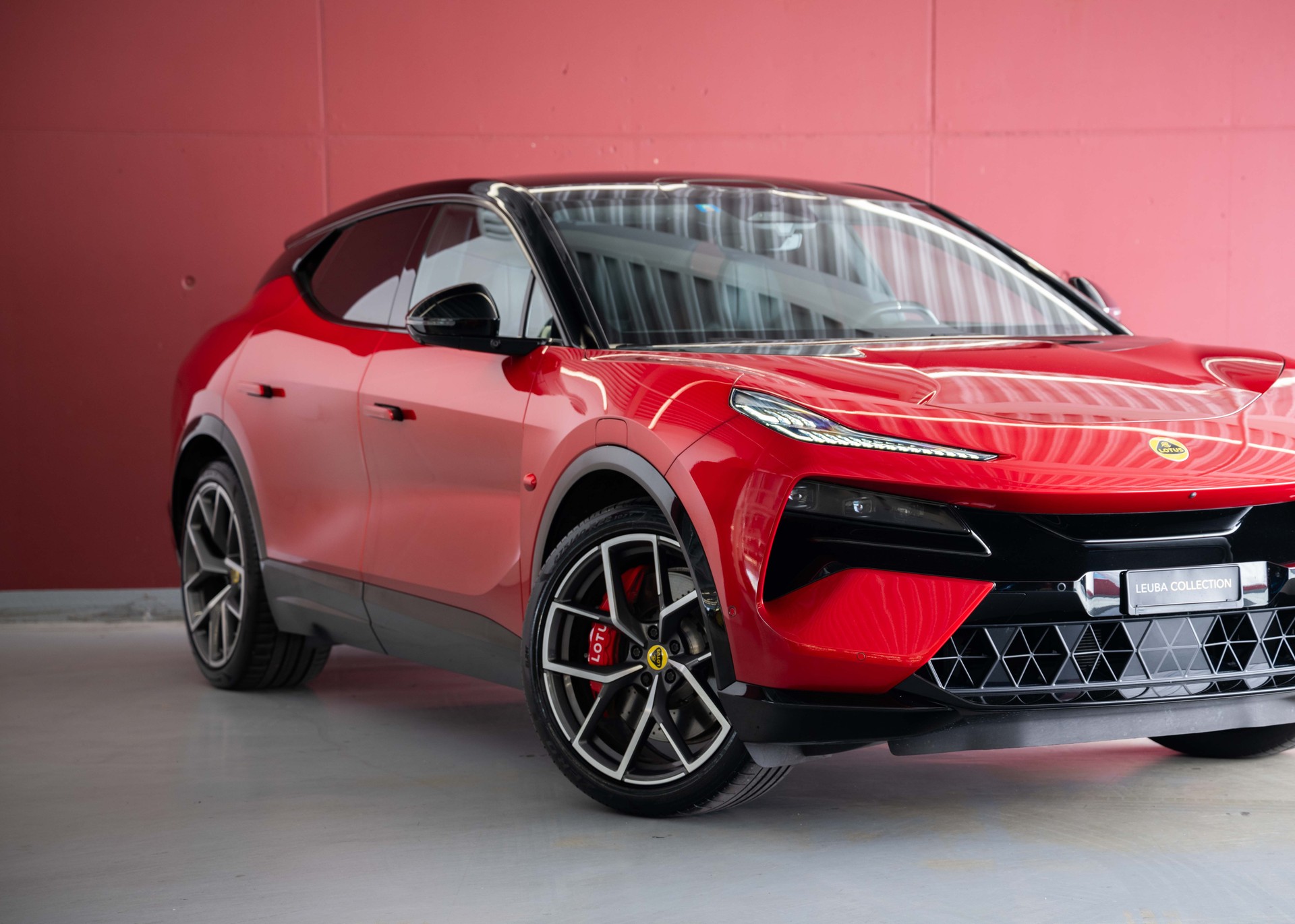 LOTUS Eletre 112kWh S (Swiss car 1st hand, like new, 60-month factory warranty)-image-9