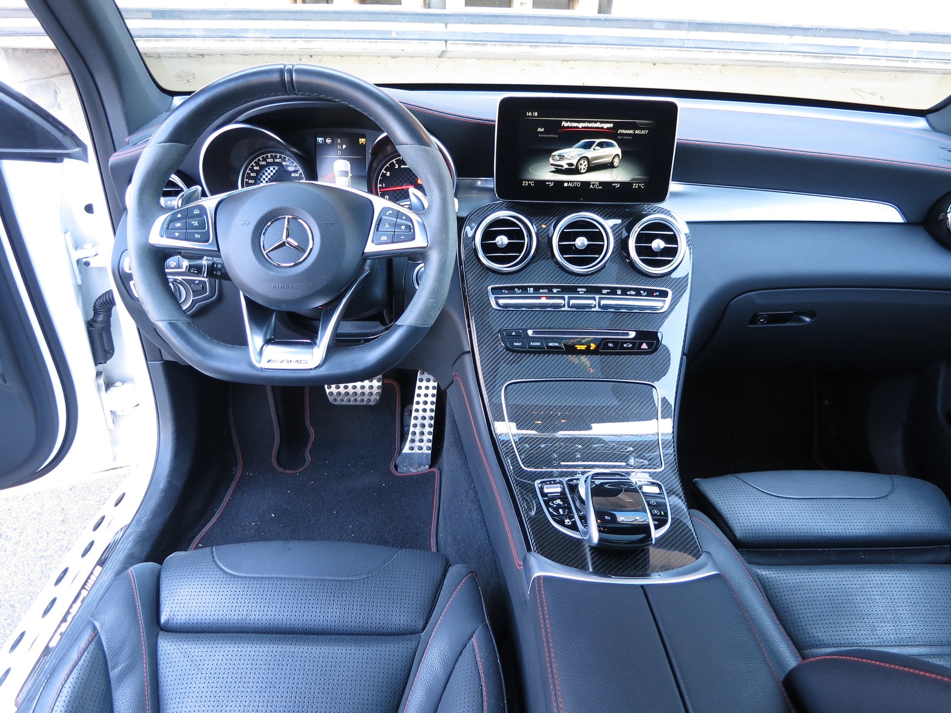 MERCEDES-BENZ GLC 43 AMG 4Matic 9G-Tronic-image-14