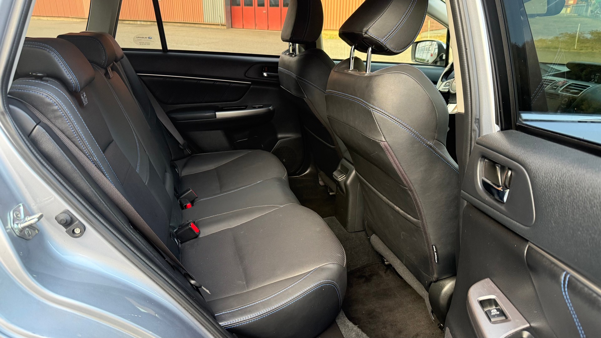 SUBARU Levorg 1.6DIT Luxury S AWD Lineartronic-image-11