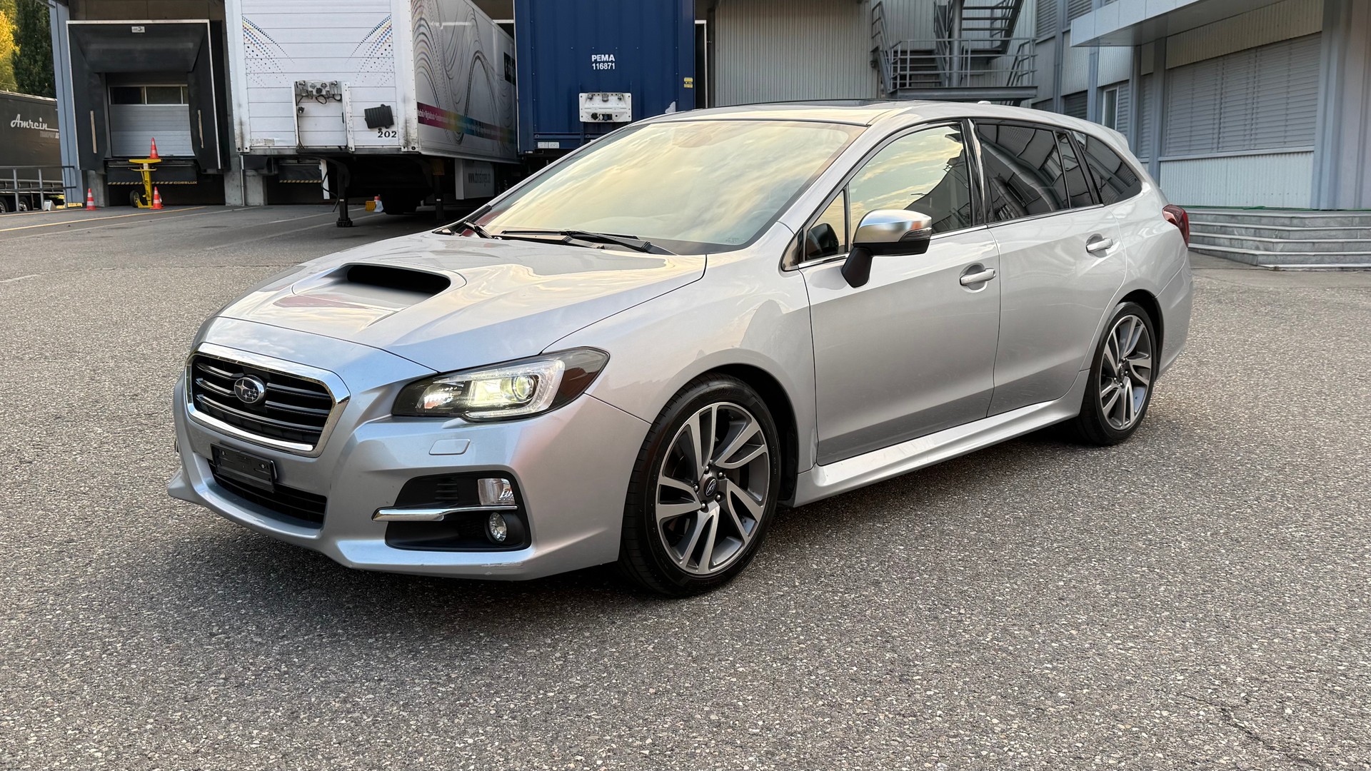 SUBARU Levorg 1.6DIT Luxury S AWD Lineartronic-image-1