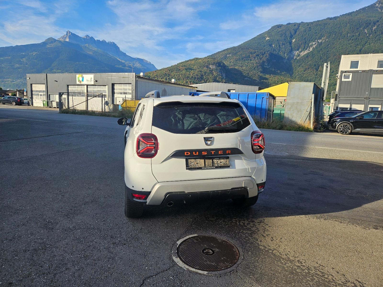 DACIA Duster 1.3 TCe 150 Expression 4WD-image-2