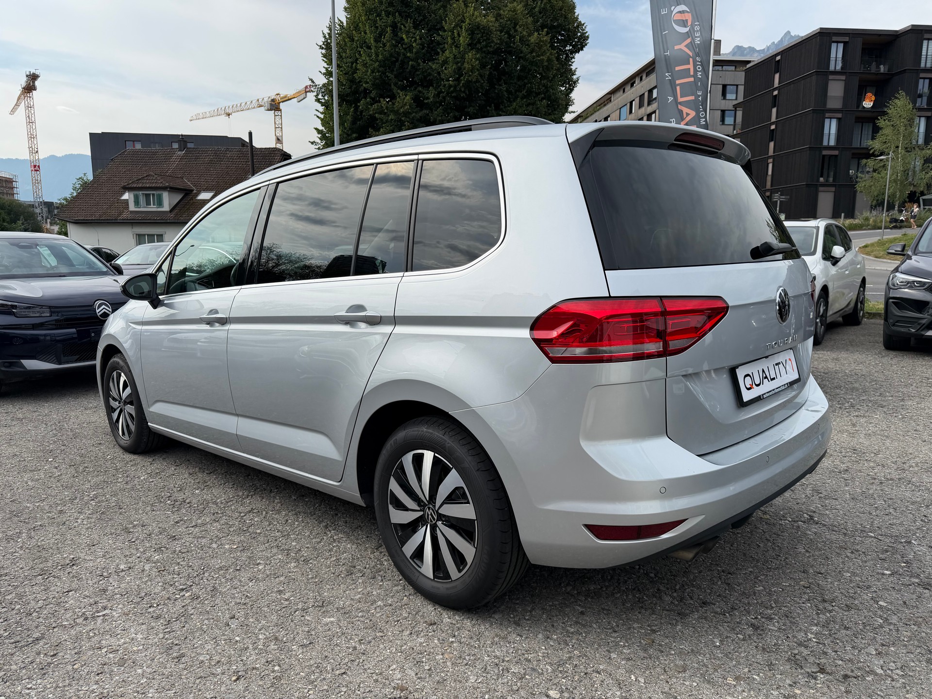 VW Touran 2.0 TDI BlueMotion Technology Comfortline DSG-image-6