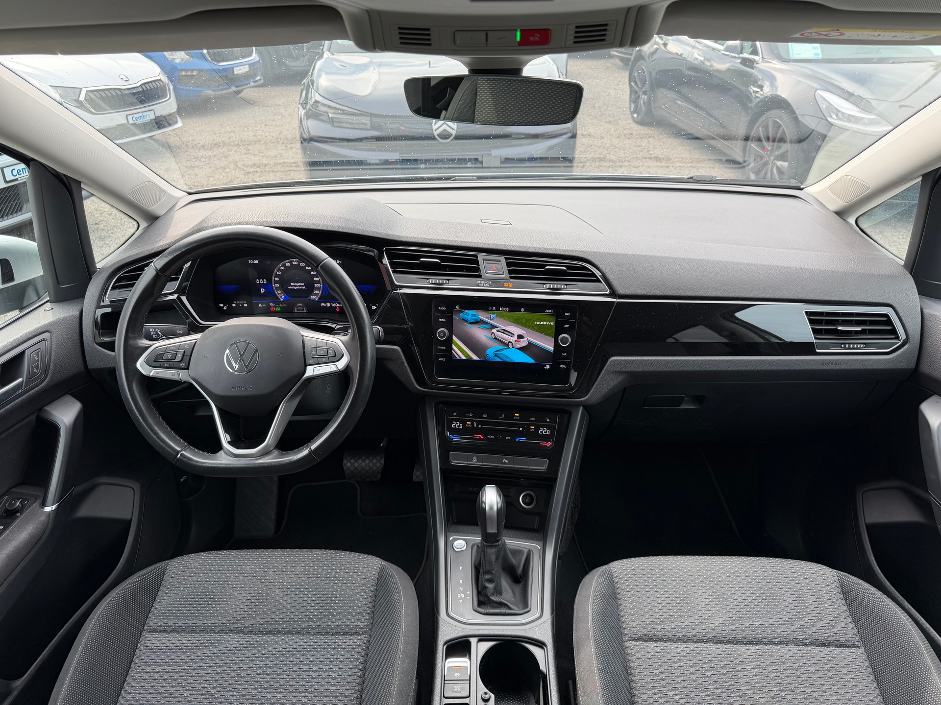 VW Touran 2.0 TDI BlueMotion Technology Comfortline DSG-image-10
