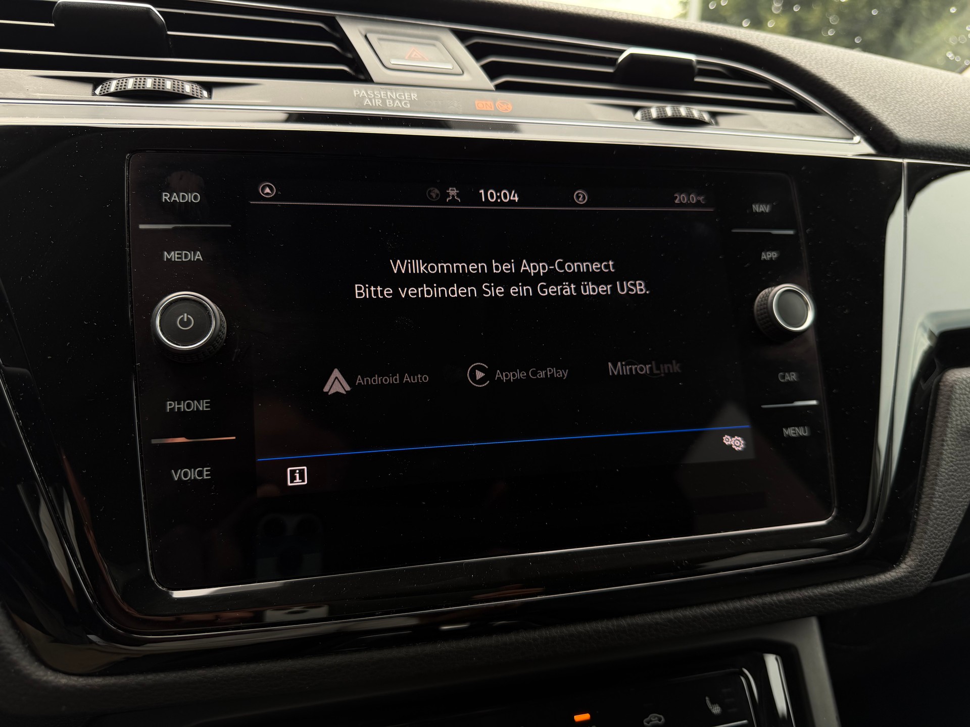 VW Touran 2.0 TDI BlueMotion Technology Comfortline DSG-image-17
