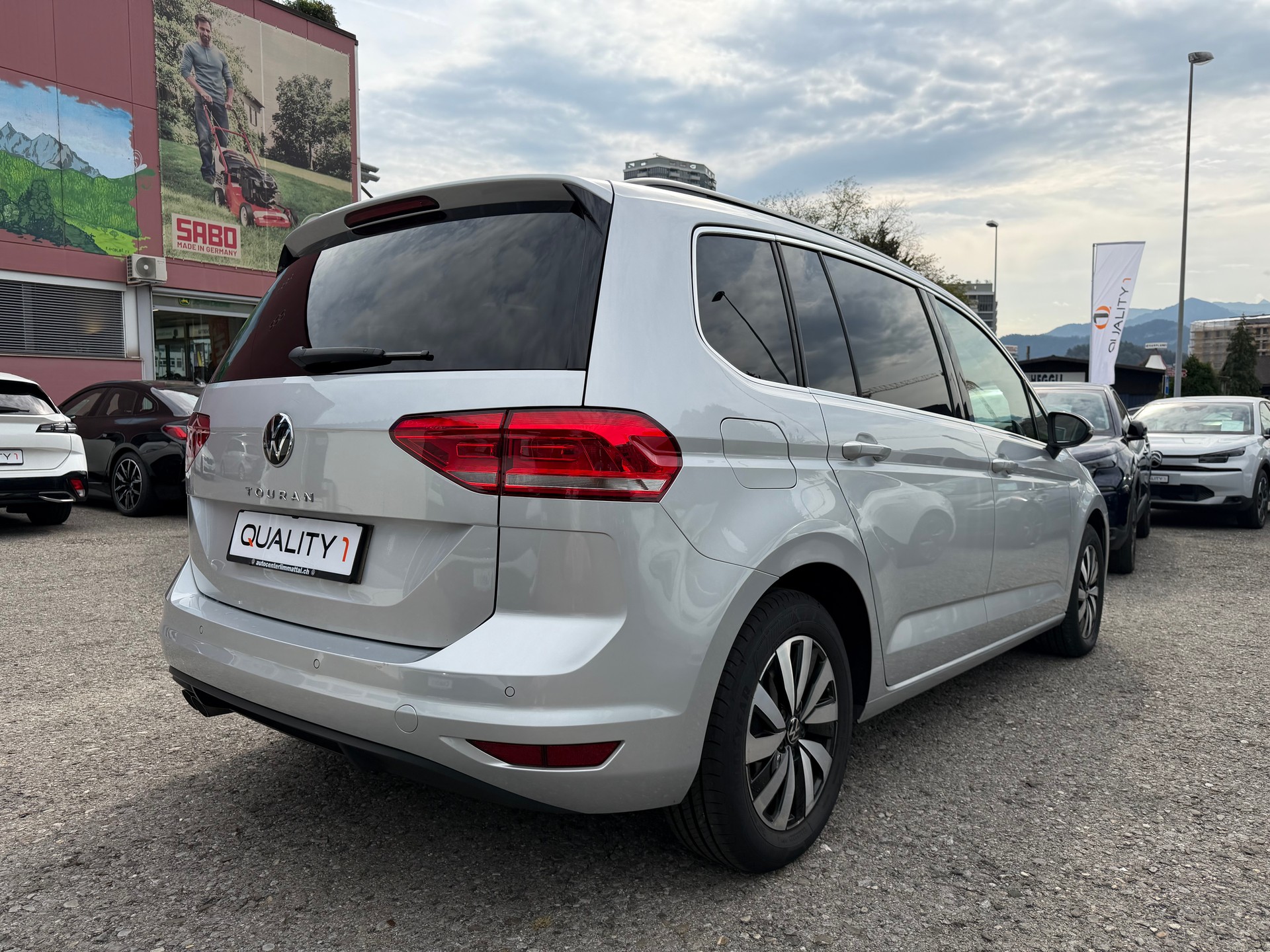 VW Touran 2.0 TDI BlueMotion Technology Comfortline DSG-image-4