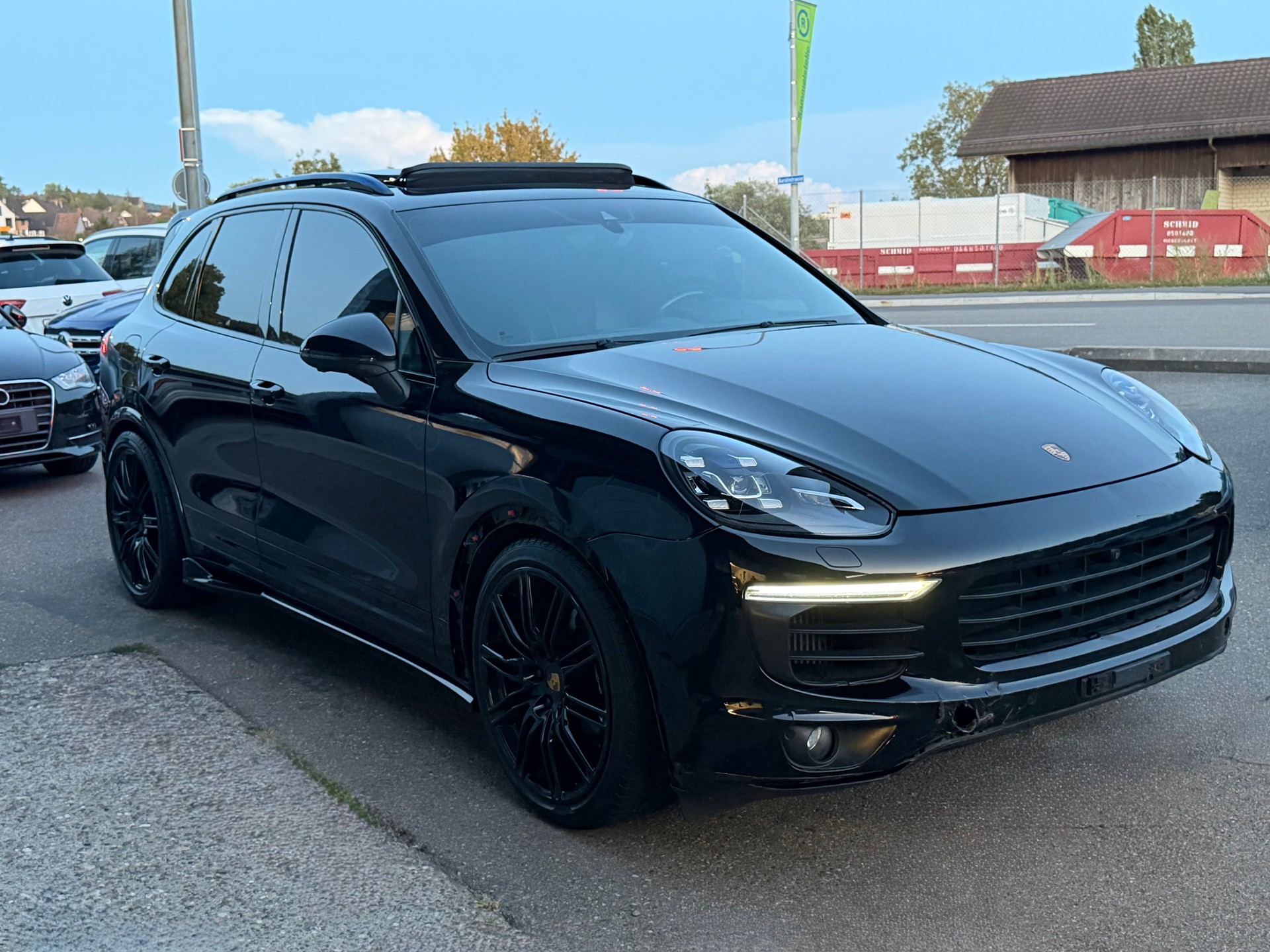 PORSCHE Cayenne Diesel Platinum Edition-image-4