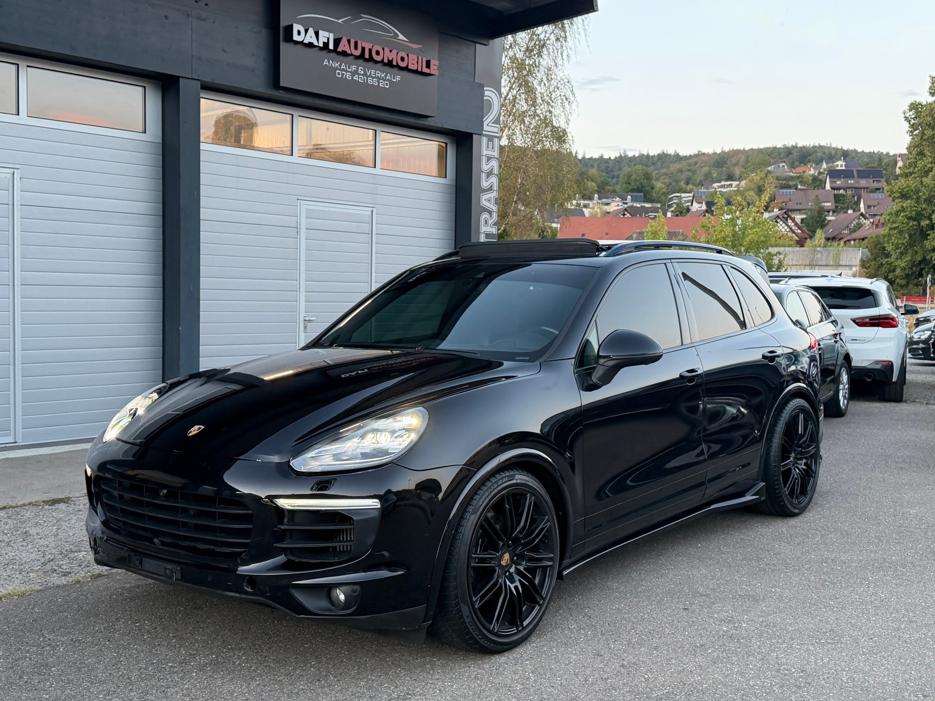 PORSCHE Cayenne Diesel Platinum Edition-image-0