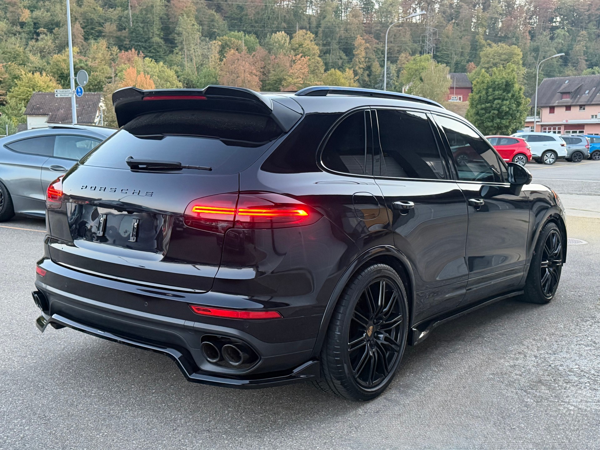 PORSCHE Cayenne Diesel Platinum Edition-image-6