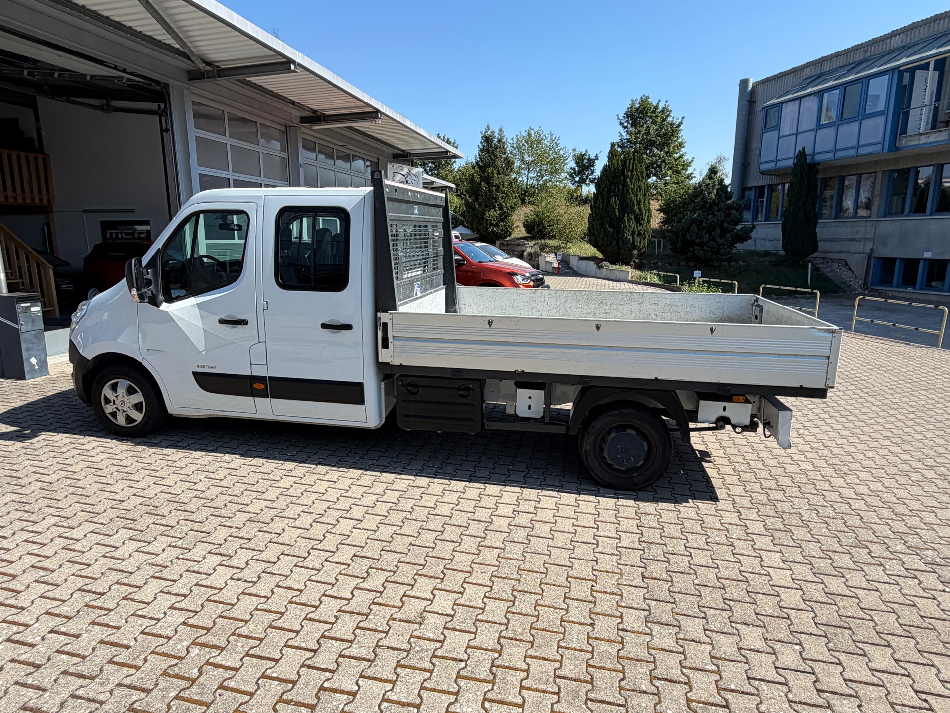 RENAULT Master T35 2.3dCi 125 L3-image-2