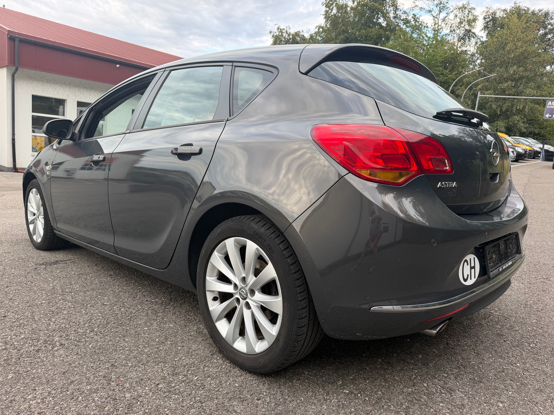 OPEL Astra 1.4i 16V Turbo Anniversary Edition-image-8