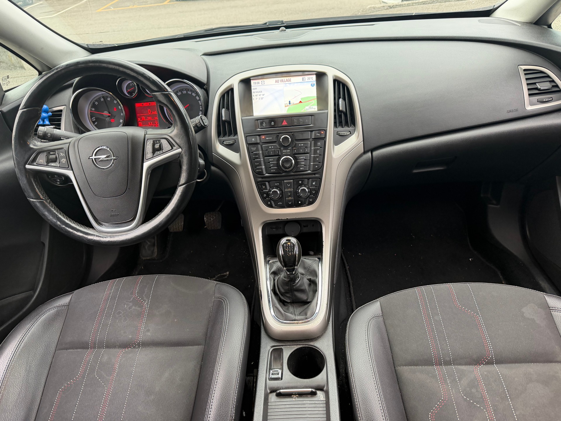 OPEL Astra 1.4i 16V Turbo Anniversary Edition-image-4