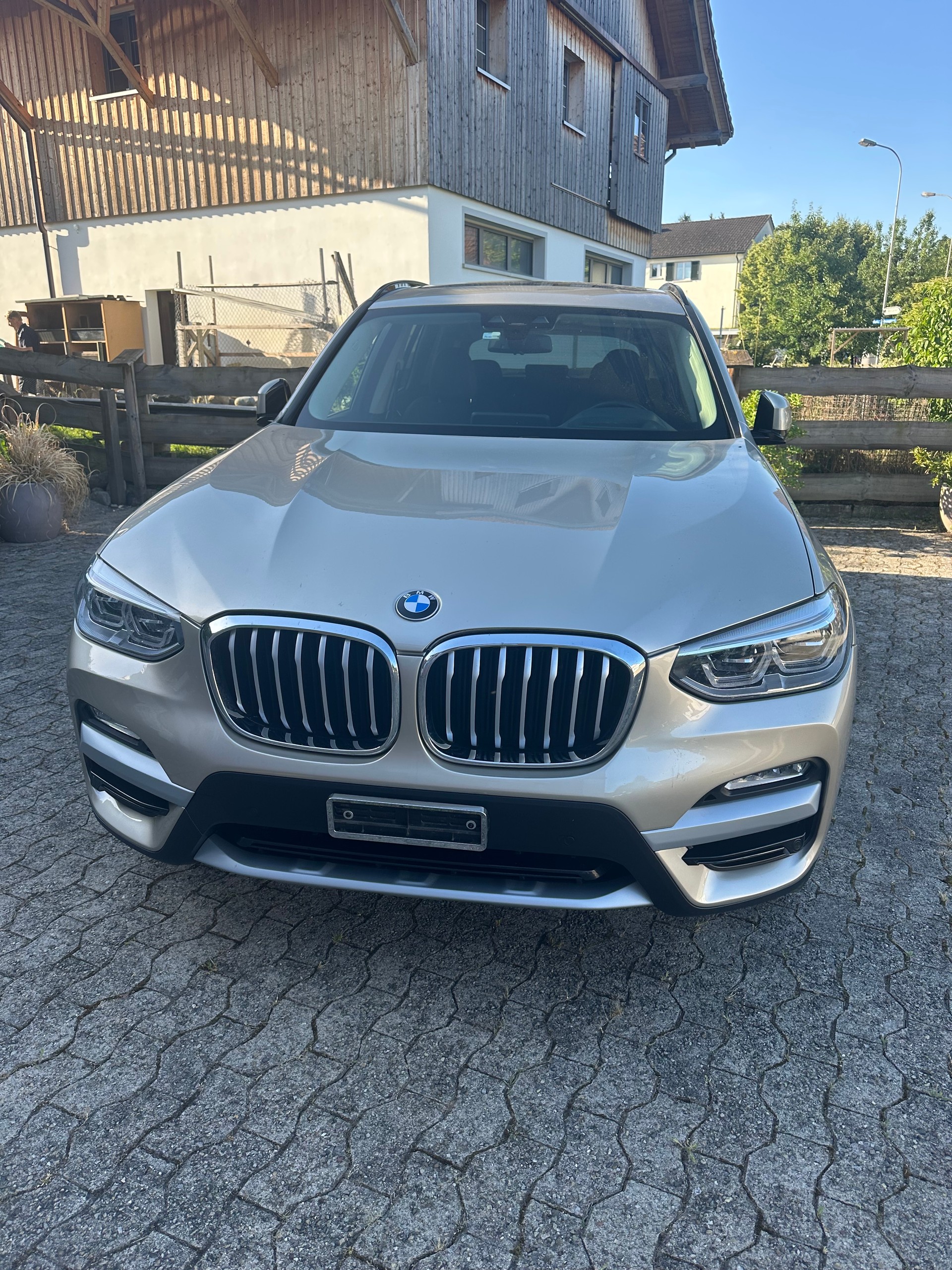 BMW 30d xDrive-image-0