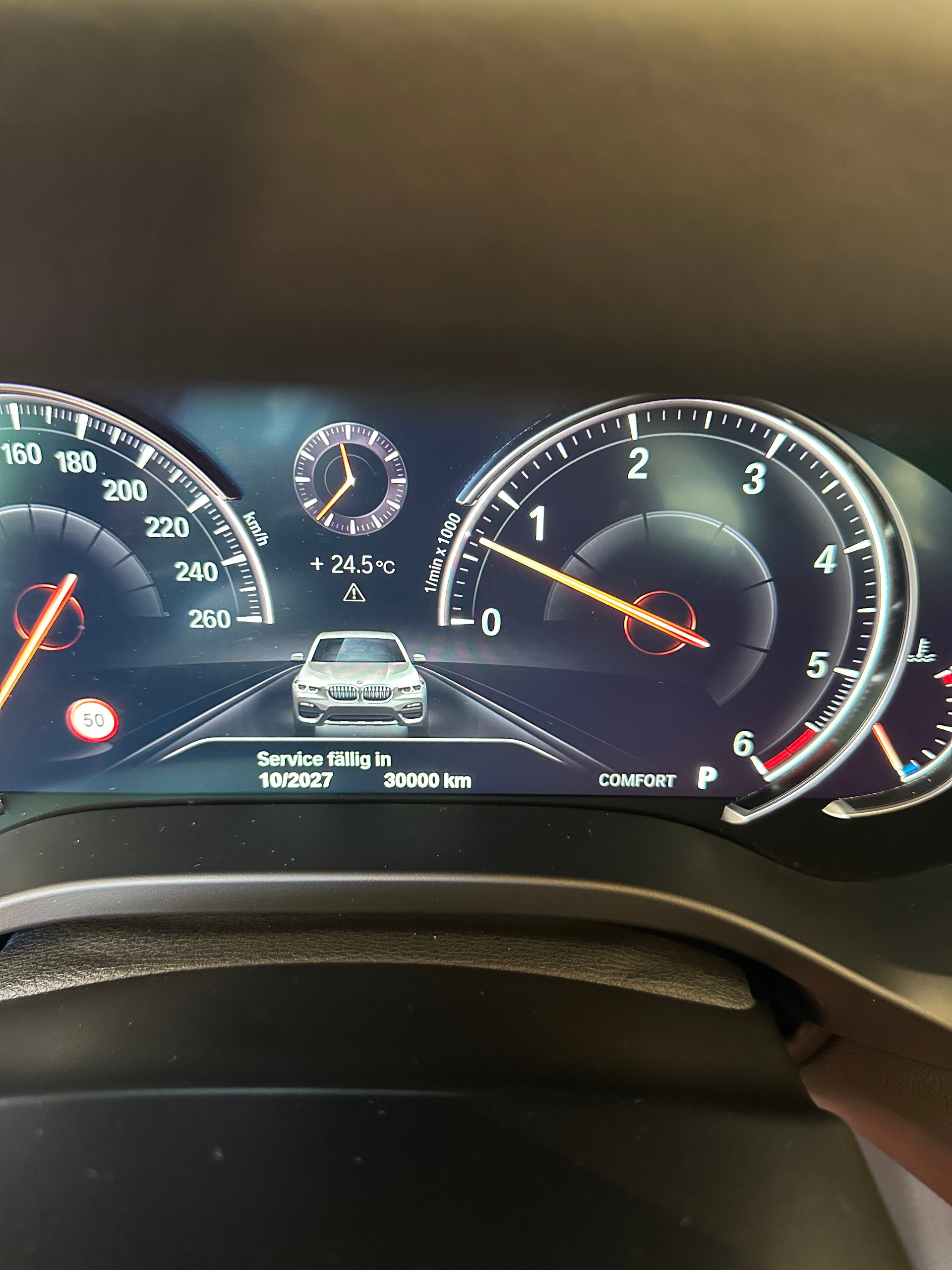 BMW 30d xDrive-image-3