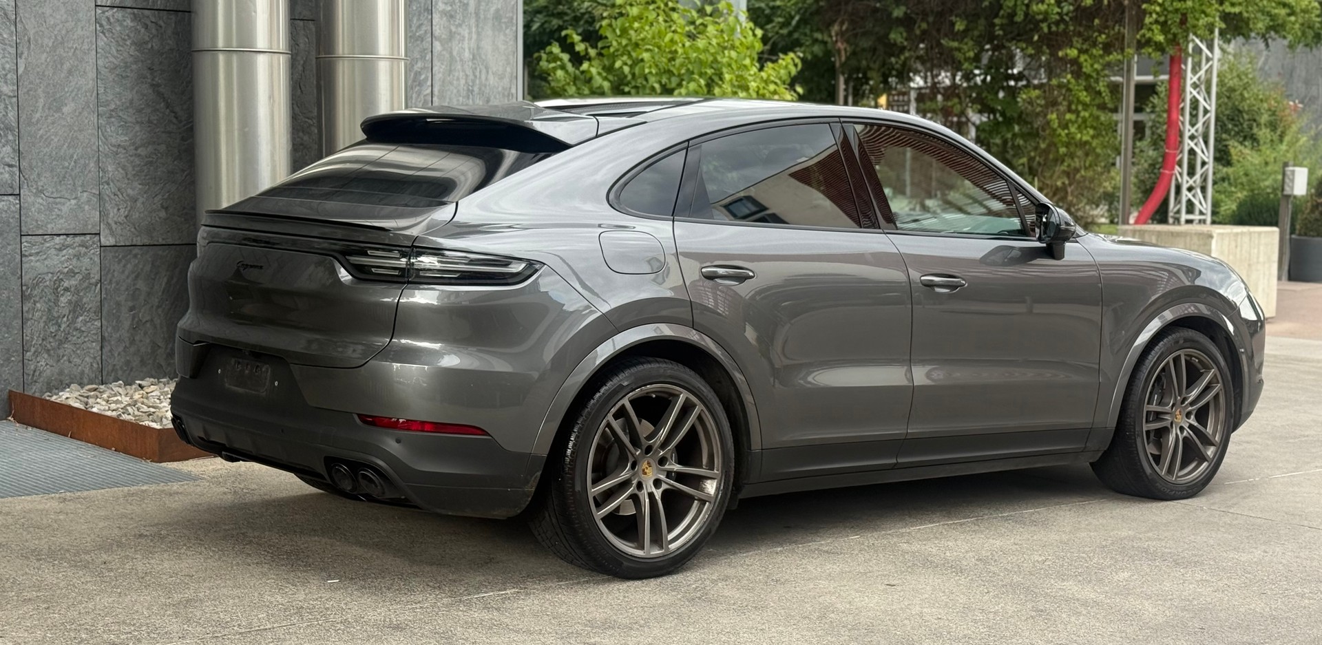 PORSCHE Cayenne Coupé-image-3